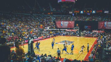 1xbet-皇马瞄准法兰克福后卫布朗，球探实地考察进行中